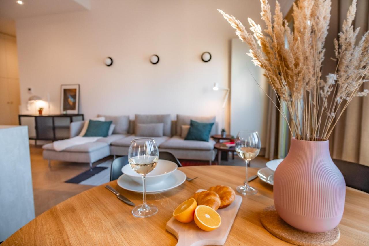 Kossak 5 Apartment